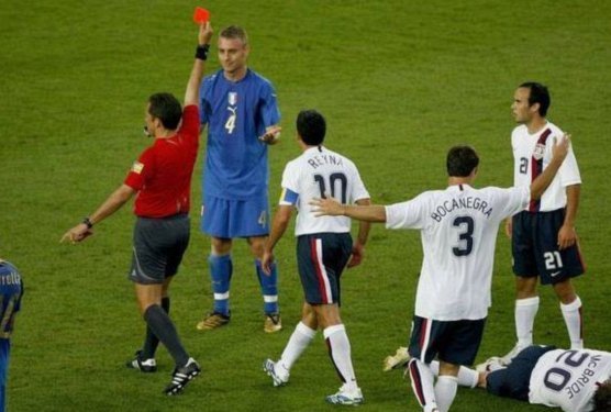欧足联不会采用FIFA的捂嘴红牌规则，但同意加改VAR复核角球