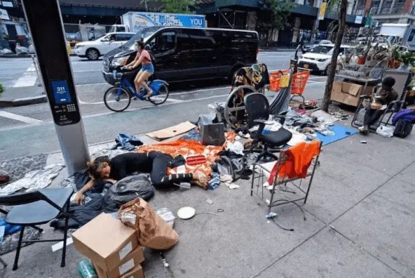 世界杯来了，75万美国流浪汉“不见了”