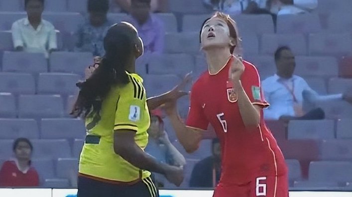 上半场踢得太差了，U17完全被压制