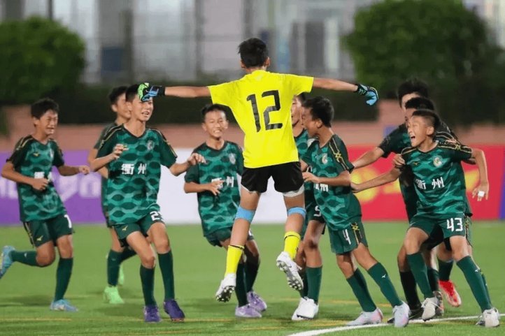 官方：浙江FC获评“亚足联三星青训中心”，送国字号超180人