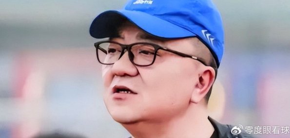 董路的足球探索：天赋、争议与困局