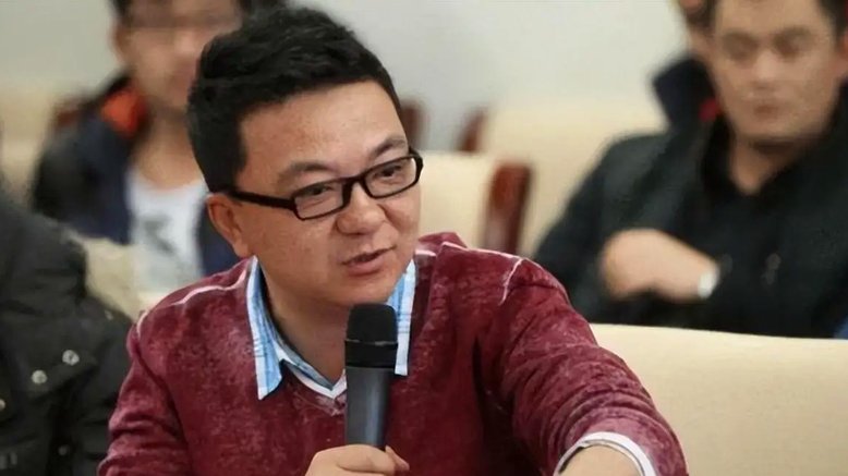 说白了，董路现在被区里这些玩意每天发帖口诛笔伐就是因为他干的太好了
