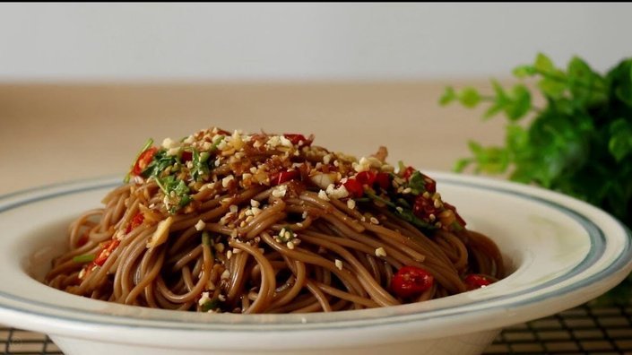 麦麦提江VAR解释判罚：“羊肉串味”口音引爆争议